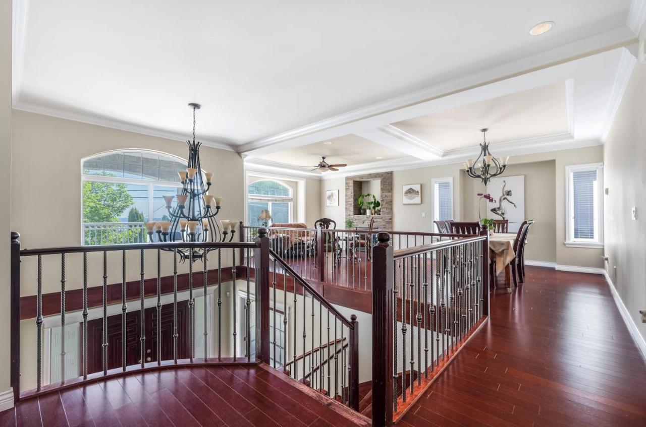 Share Home 1Bd Suite In Coquitlam Buitenkant foto