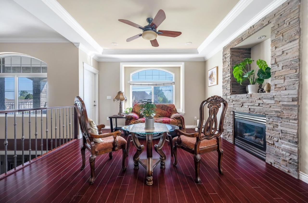 Share Home 1Bd Suite In Coquitlam Buitenkant foto