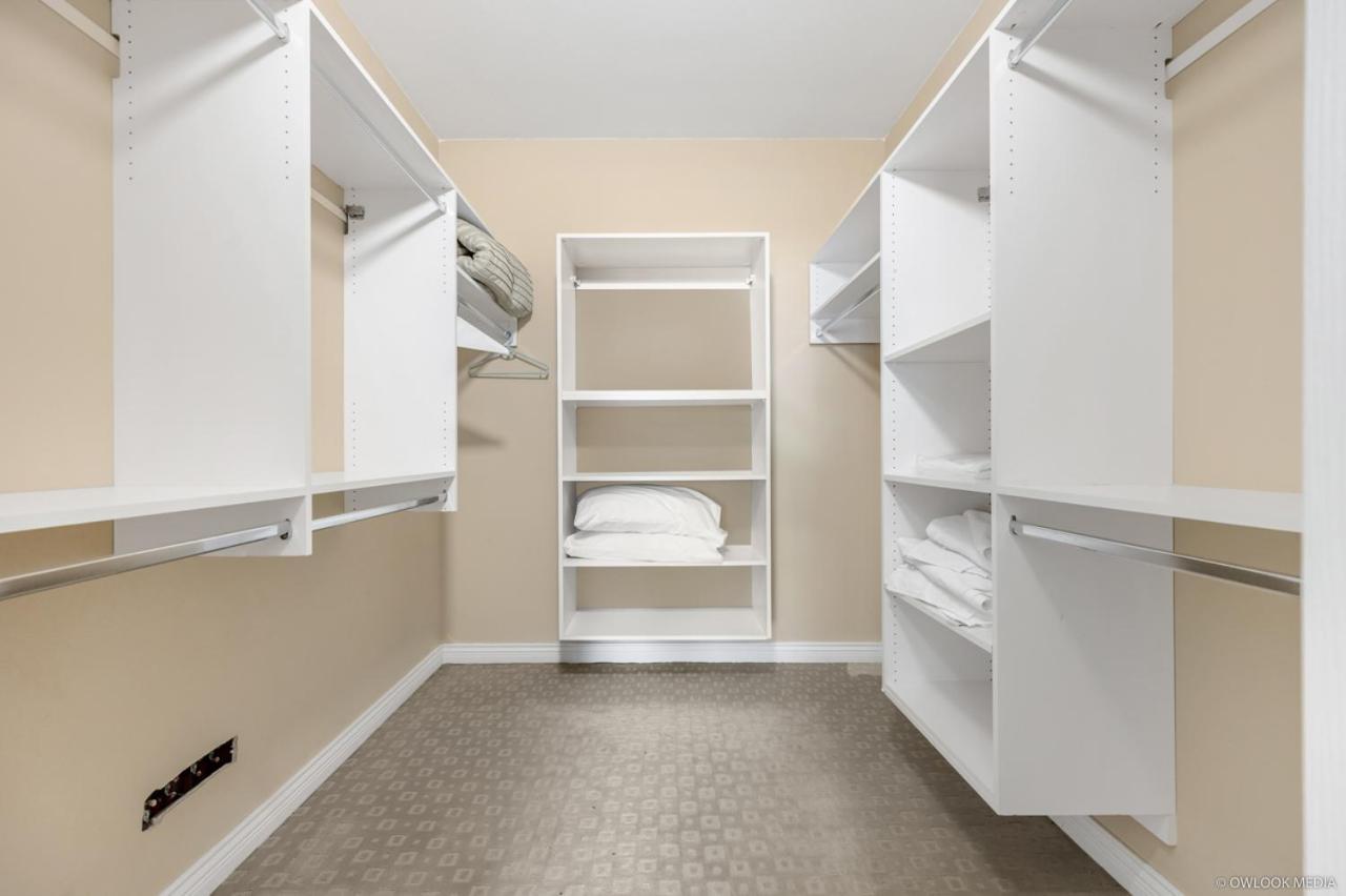 Share Home 1Bd Suite In Coquitlam Buitenkant foto